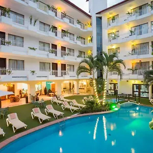 los-arcos-suites.hotelspuertovallarta.org/